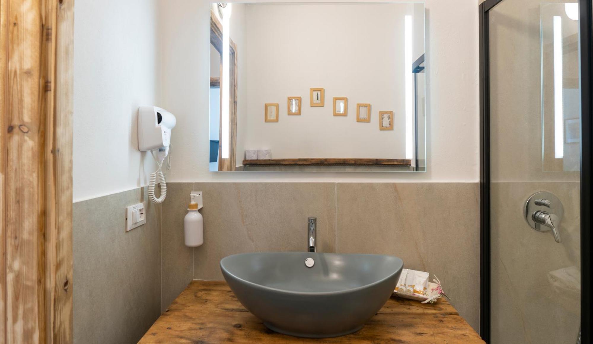 Salice Divino Hotel Lezzeno Kamer foto