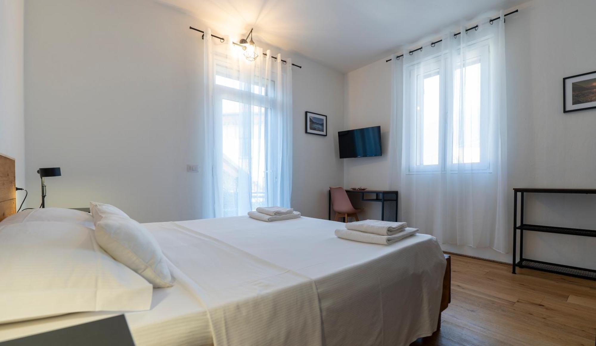 Salice Divino Hotel Lezzeno Buitenkant foto